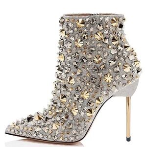 NWOT FSJ Pointed Toe Studs Zipper Stiletto Heel Ankle Boots
